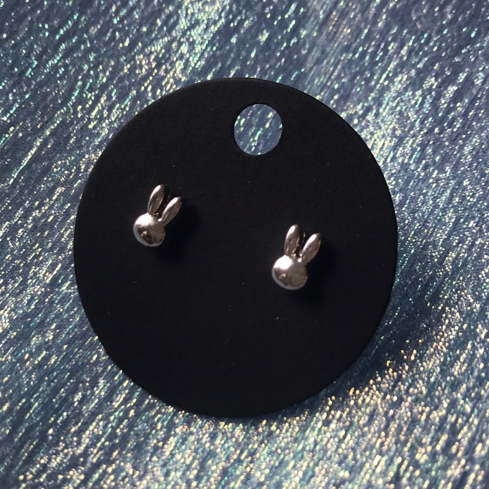 6/$15 Nickel Free Silver Tone Bunny Rabbit Easter Stud Earrings